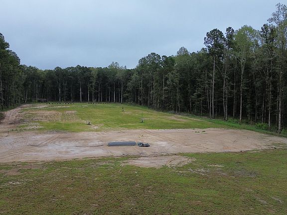 5th image of 379 Fish Road Estates Ln