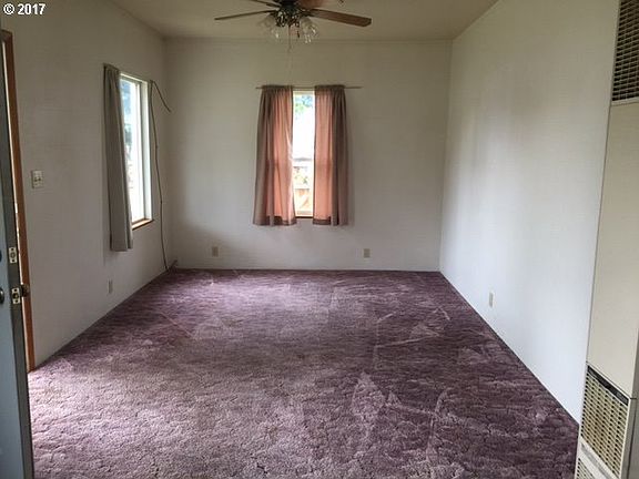 2nd image of 1020 Walnut St