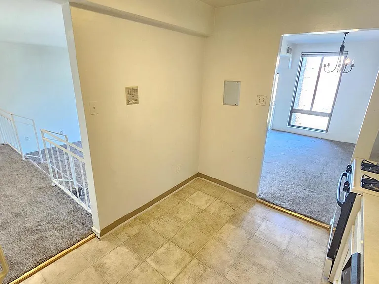 9900 Georgia Ave #415 — Photo 14