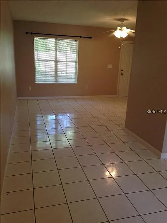 3 bed, 1.5 bath, 1296 sqft, $1,950 — Photo 4