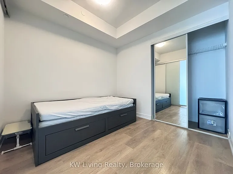 50 Wellesley St E #2606 — Photo 6