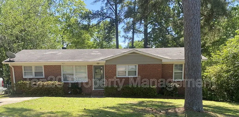 4264 Yates Dr — Photo 1
