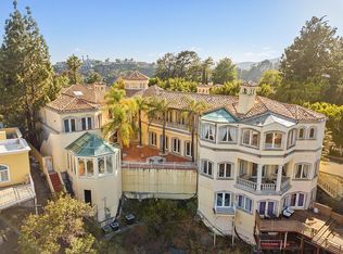 10755 Stradella Ct, Los Angeles, CA 90077