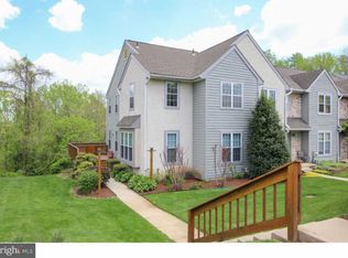 109 Knollwood Ct, Aston, PA 19014