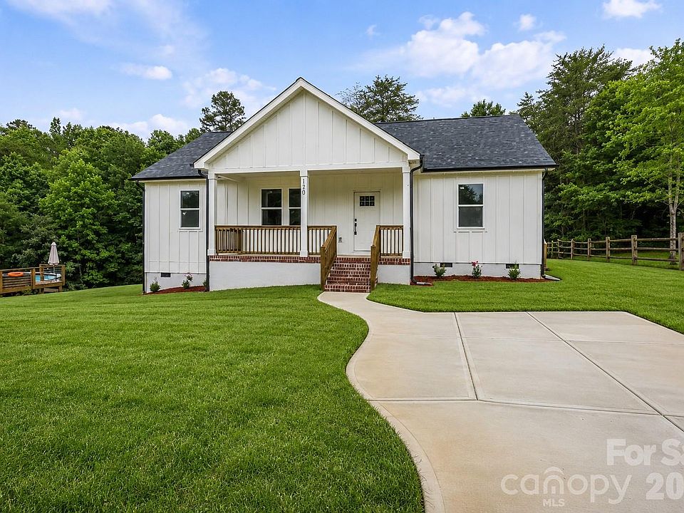 1st image of 120 Whistling Pines Dr