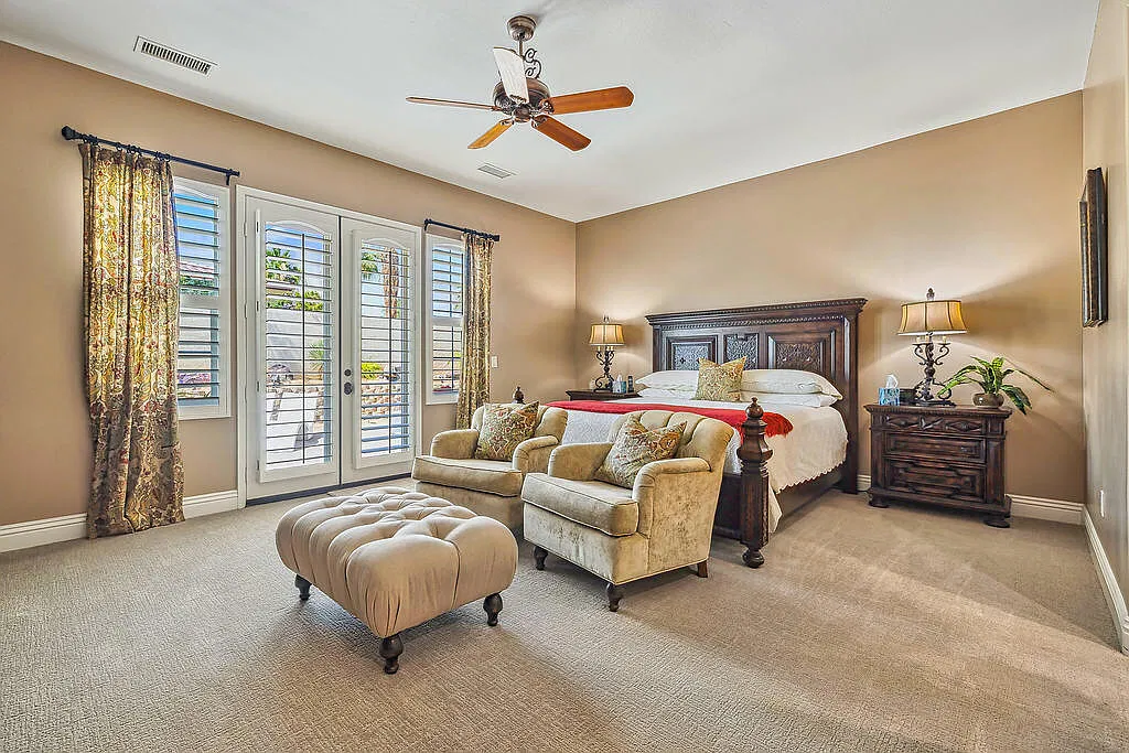 4 bed, 5.0 bath, 3650 sqft, $9,000 — Photo 4