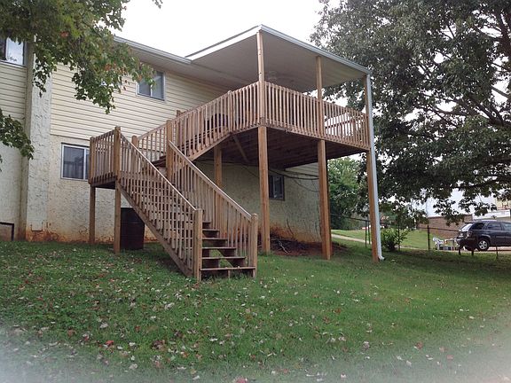 Covered porch with fan