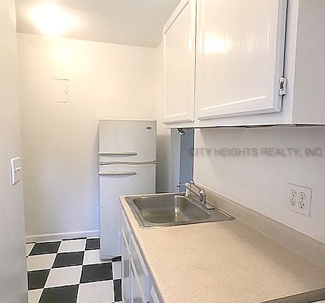 2nd image of 207 E 5th St #14A