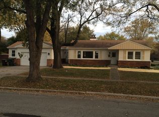 2406 Heather Rd, Homewood, IL 60430