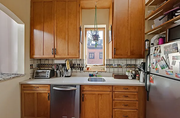 Rented by Nest Seekers International | media 22