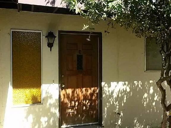 4th image of 1510 W Walnut Ave