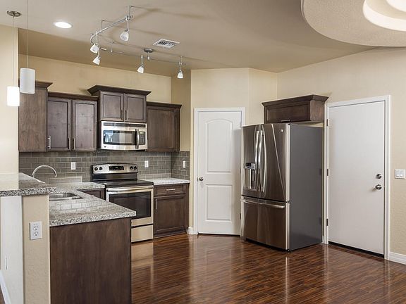 5th image of 2041 E Heartwood Ln
