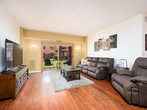 4th image of 7420 W Lawrence Ave Unit 112