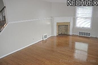 3rd image of 19730 Ormiston Ave