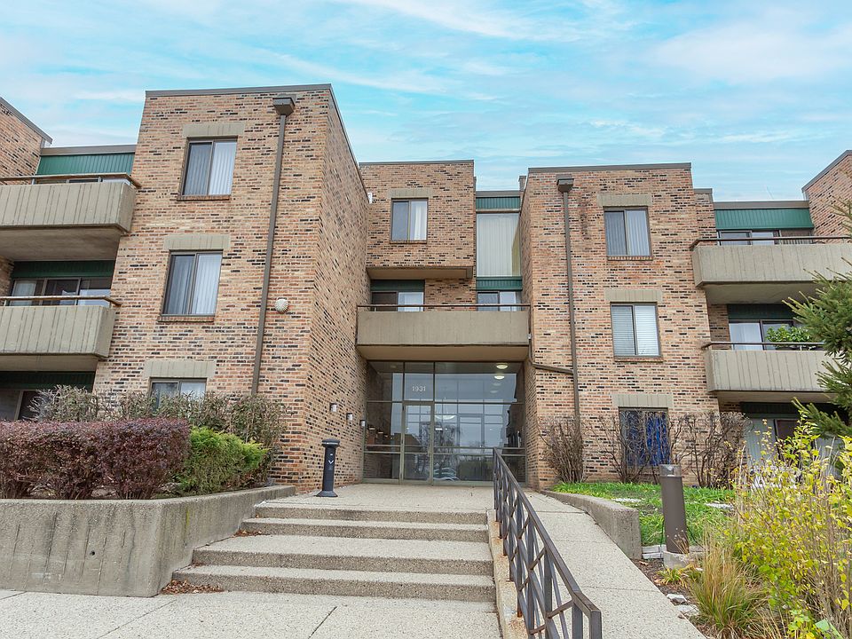 1st image of 1931 Prairie Sq Unit 233