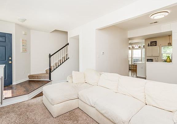 5th image of 9310 Silverbush Dr #9310