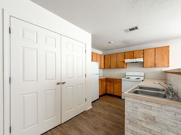 4th image of 1310 N 47th St APT 201