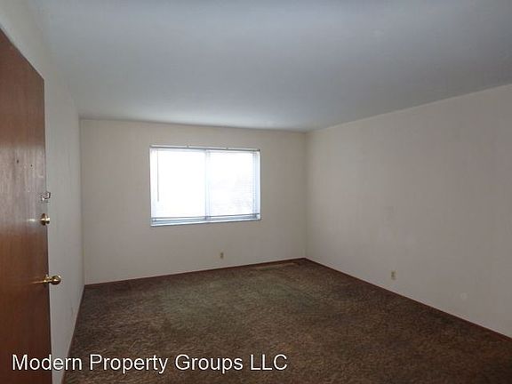 5th image of 1720 E Broadway #3067183