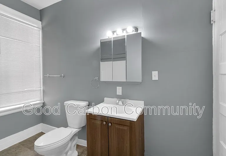 1073 Grant St #22 — Photo 16