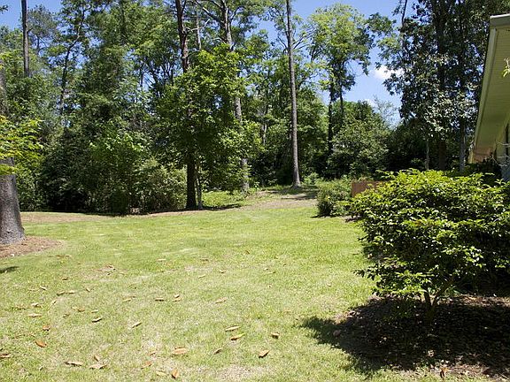 5th image of 948 Valley Green Dr SW