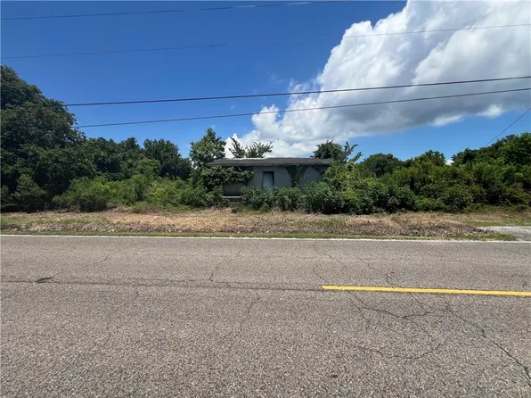 611 Florissant Hwy, Saint Bernard, LA 70085