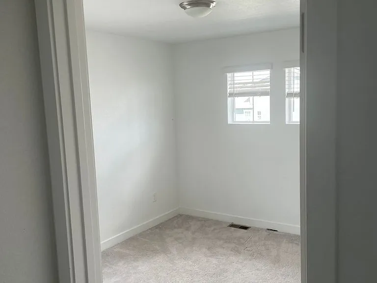 656 Netta Dr — Photo 15