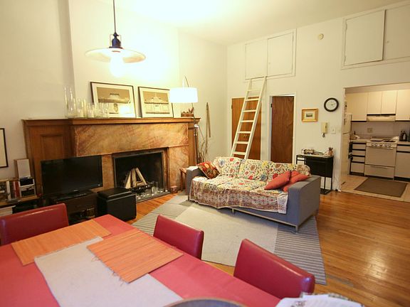 2nd image of 47 W 86th St APT 2R