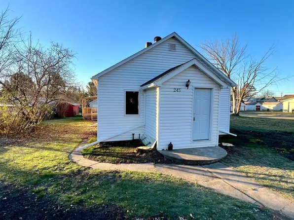 245 2nd Ave, Calumet, MN 55716