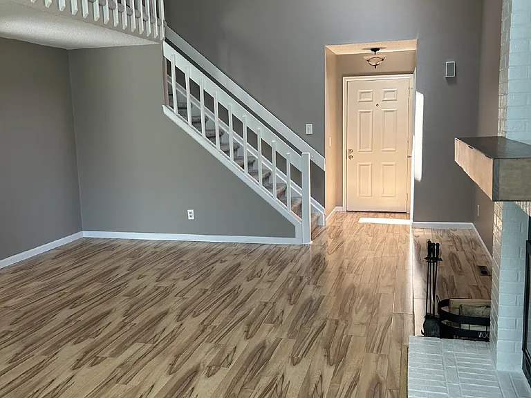 7610 E Gunnison Pl — Photo 3