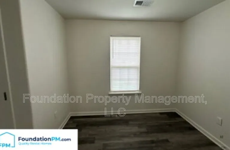 2966 Watson St — Photo 7