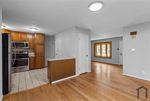 1st image of 1245 Blanchette Dr