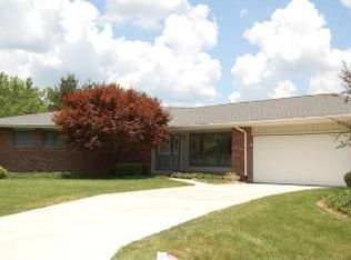 2708 Berniece Dr, Champaign, IL
