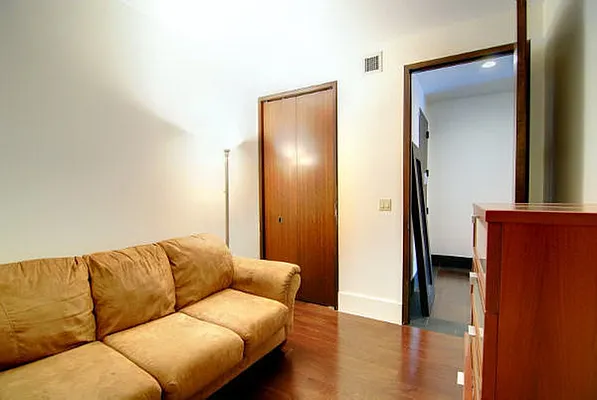 Rented by Owner | media 70
