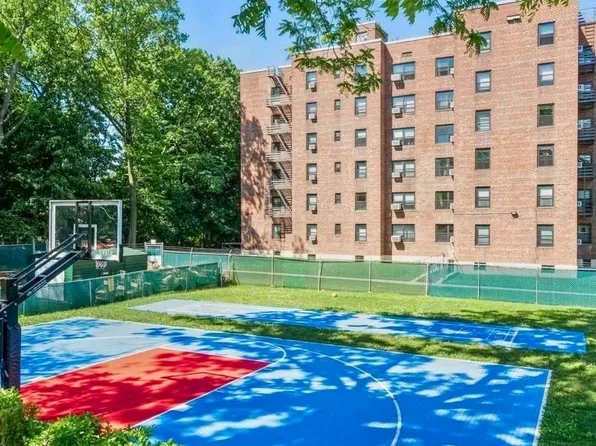 211-06 75th Avenue image 2 of 10