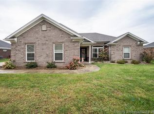 2660 Crescent Hill Dr NE, Corydon, IN 47112
