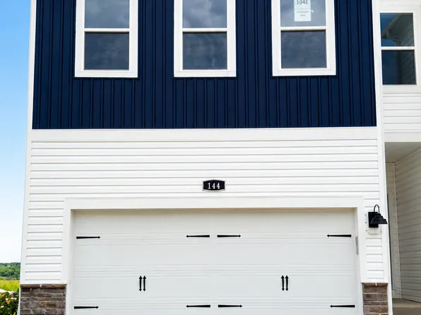 144 Scotland Ln, Harmony, PA 16037
