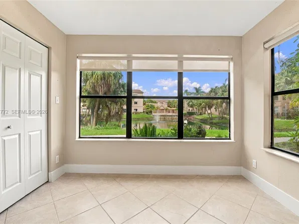 2946 S University Dr APT 7102, Fort Lauderdale, FL 33328