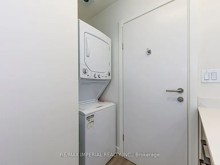 49 Walnut St S #1308 — Photo 28