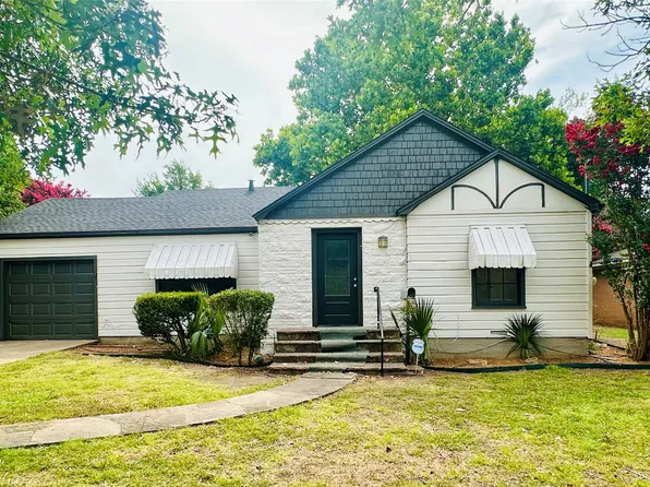 1404 Hillcrest Blvd, Gainesville, TX 76240