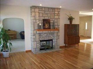 7232 SW Ambassador Pl, Topeka, KS 66610