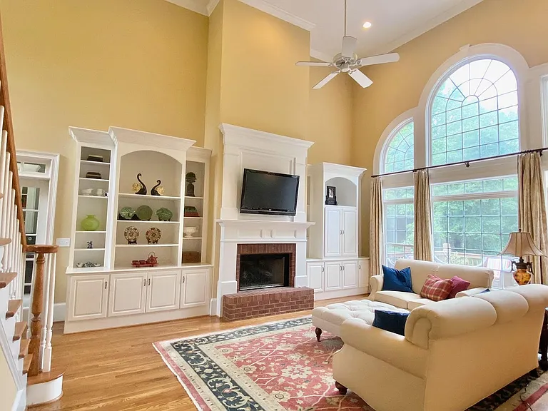 1120 Long Creek Dr — Photo 8