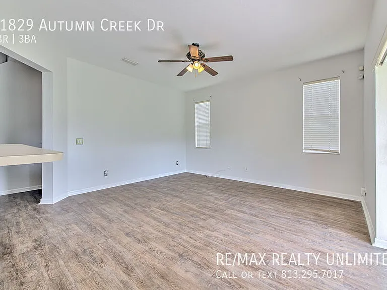 11829 Autumn Creek Dr — Photo 33