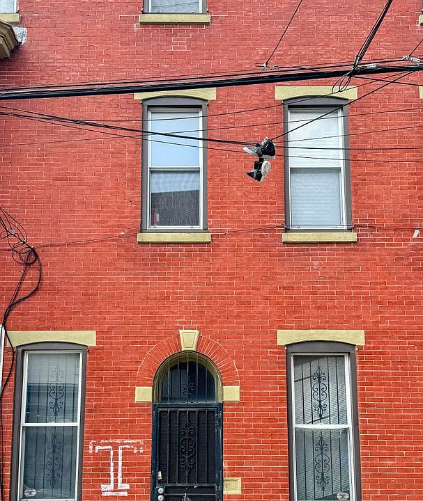 1st image of 1617 W Montgomery Ave #1