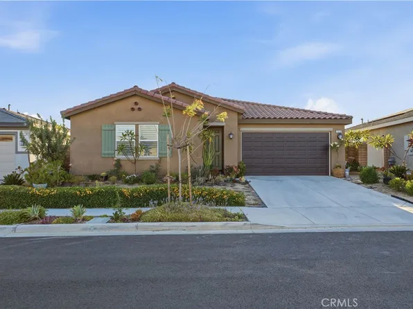 7675 Orangebrook Ct, Riverside, CA 92507