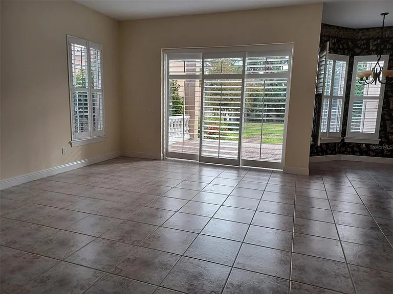 Sandpiper Ln S — Photo 7