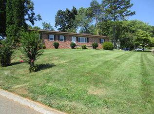 5200 Berbera Dr, Knoxville, TN 37921