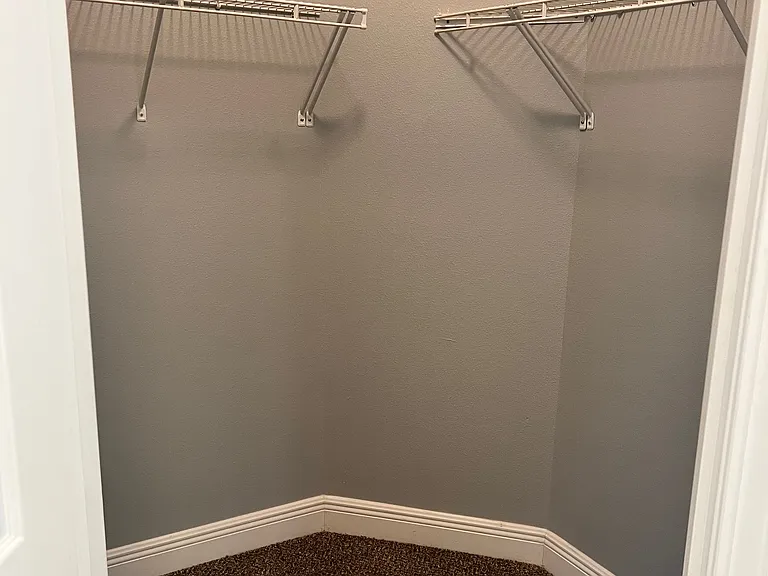 6717 Barnwood Dr — Photo 14