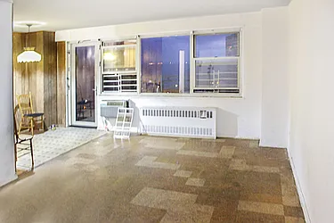 Sold by Thomas Lipovetsky, LREB