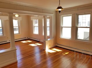 136 3rd Ave APT 1, Woonsocket, RI 02895