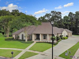 3923 Overlook Point Ct, Baton Rouge, LA 70817